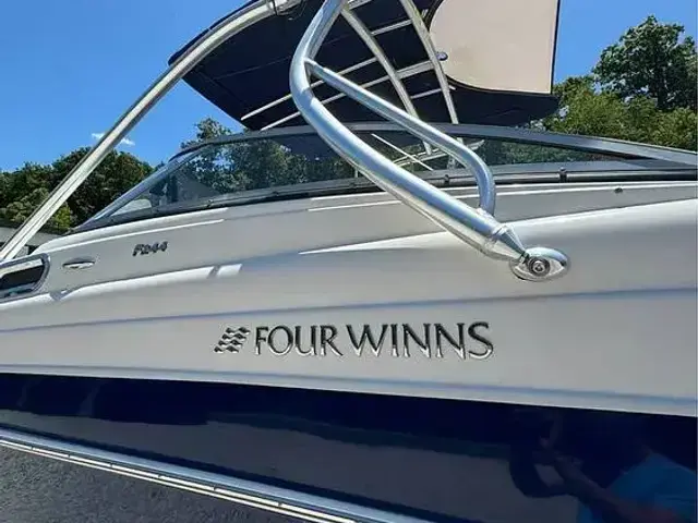 Four Winns 244 Funship