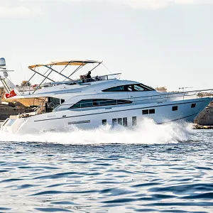 2016 Fairline Squadron 65