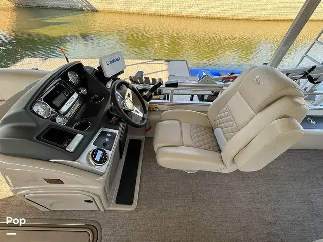 Ranger Boats Reata 223FC