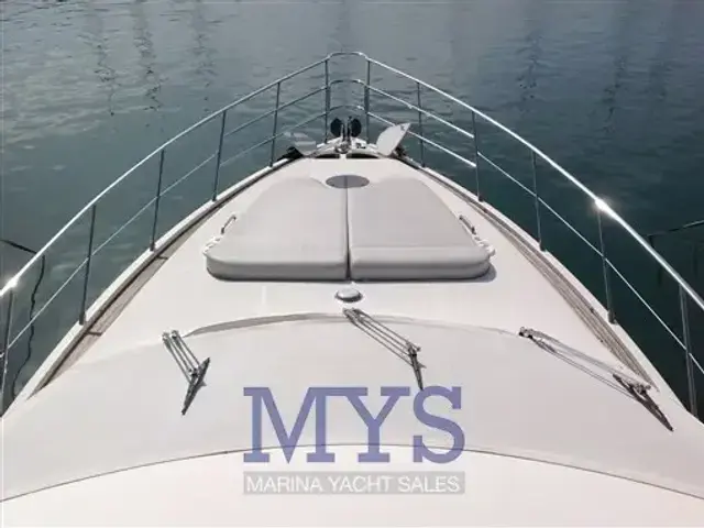 Azimut 62