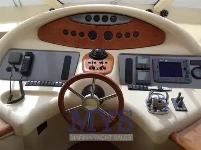 Azimut 62