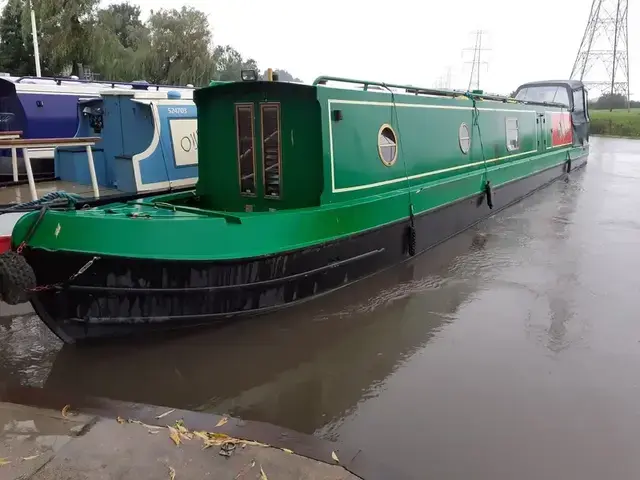 Dursley & Hurst 53ft Narrowboat called Miles Away