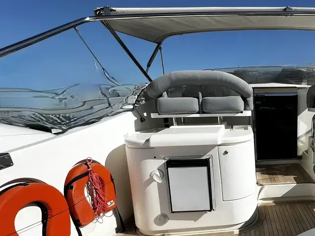 Ferretti Yachts 80RPH