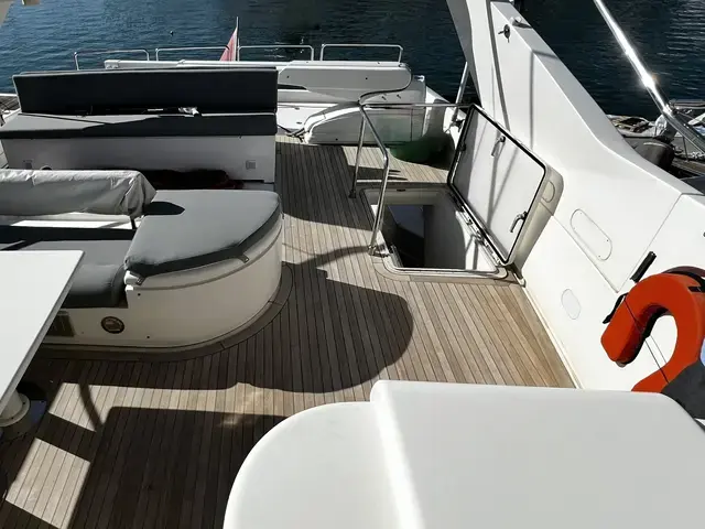 Ferretti Yachts 80RPH