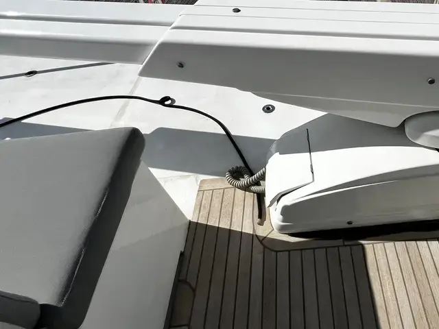 Ferretti Yachts 80RPH