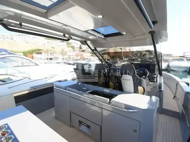 De Antonio Yachts D36 Open