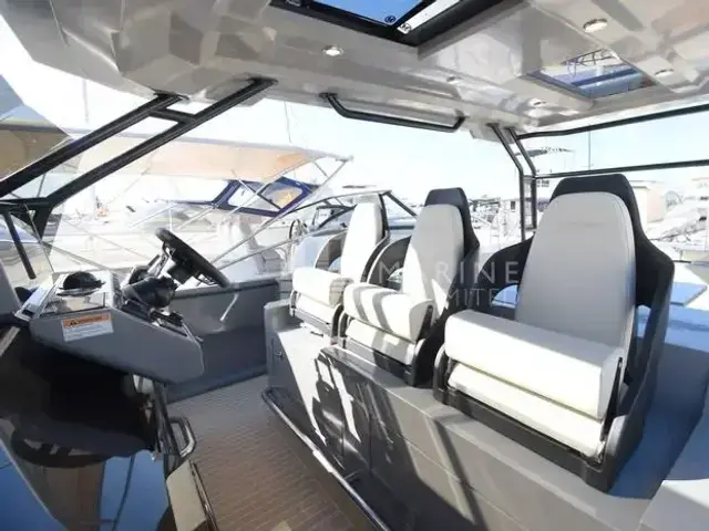 De Antonio Yachts D36 Open