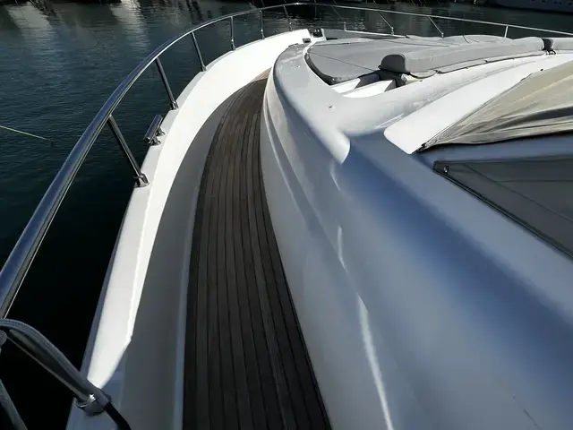 Ferretti Yachts 80RPH