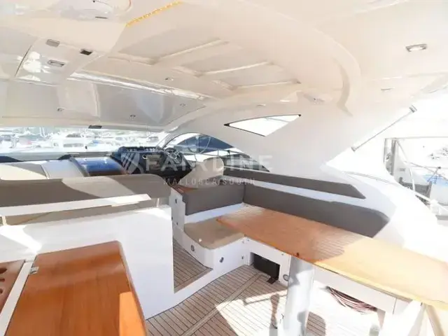 Fairline Targa 44