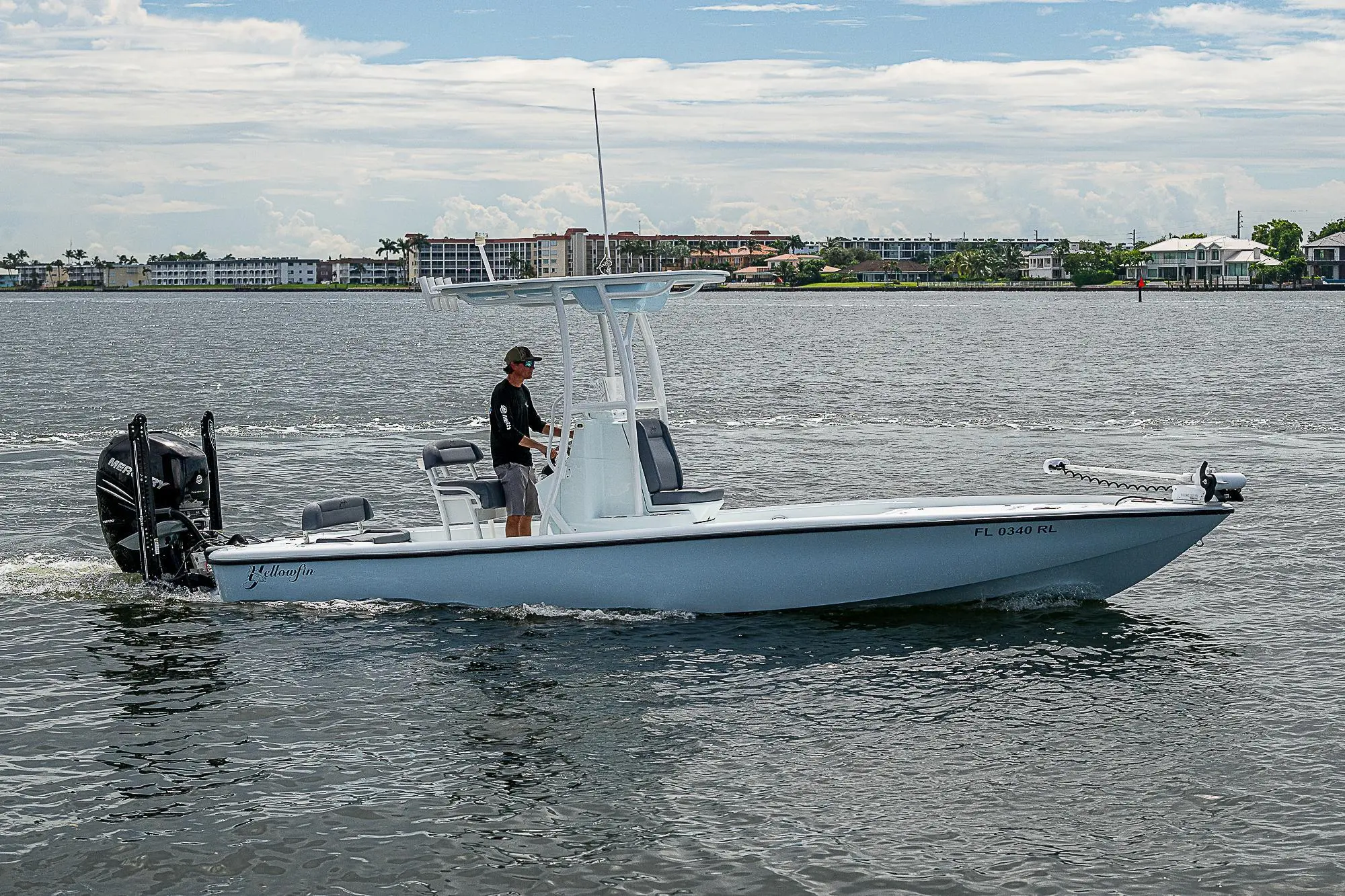 2018 Yellowfin 24 bay ce