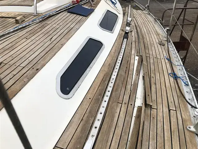 Sweden Yachts C 38