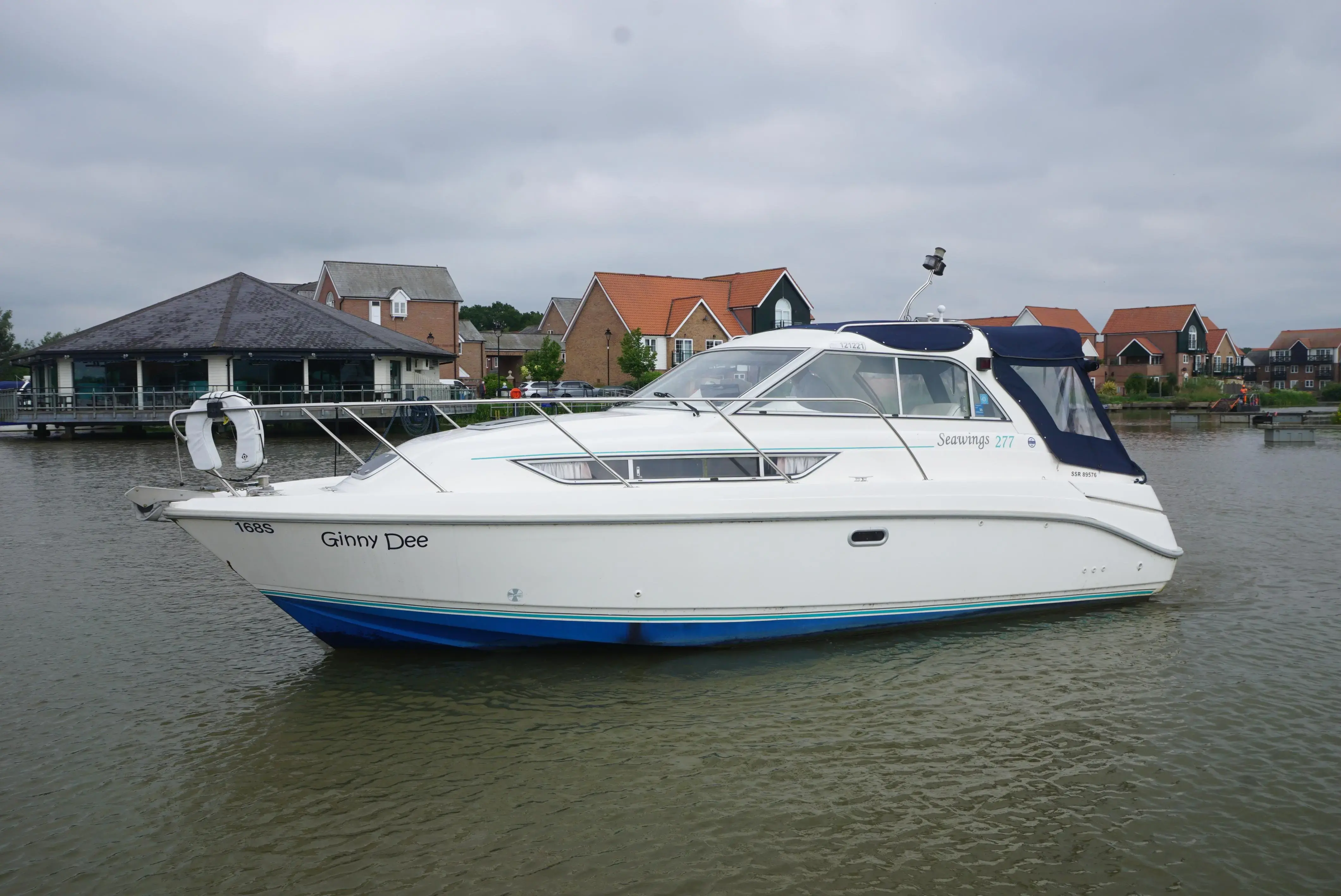 1996 Volvo Penta seawings 277