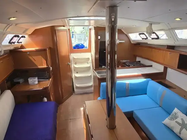 Beneteau Oceanis 37