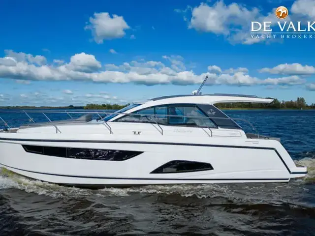 Sealine S34