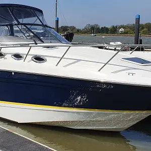 2004 Regal 2765 Commodore