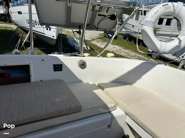 Pacific Seacraft Crealock 34