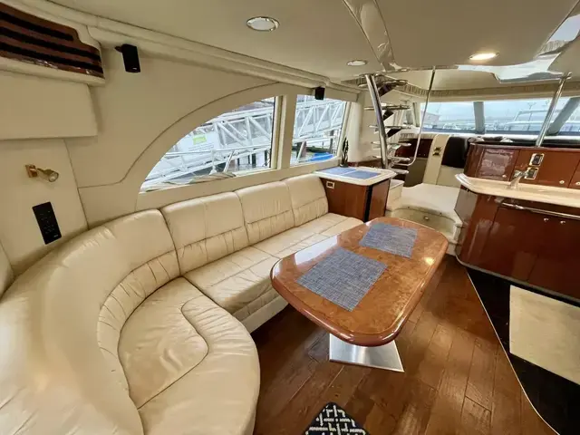 Sea Ray 540 Cockpit