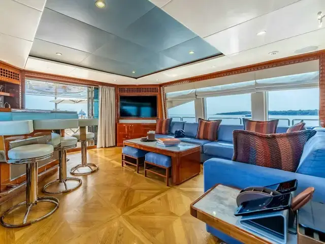 Gulf Craft Majesty 125