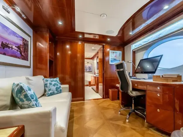 Gulf Craft Majesty 125