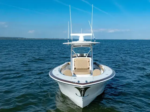 Valhalla Boatworks V33 Center Console