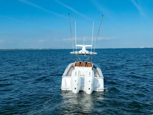 Valhalla Boatworks V33 Center Console