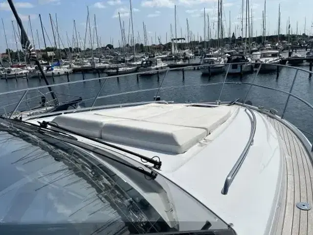 Princess Yachts Limited 52