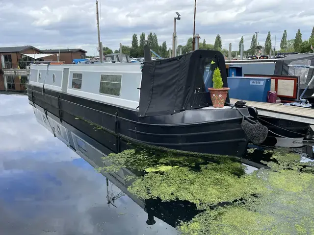 Trent Valley Boats Narrowboat