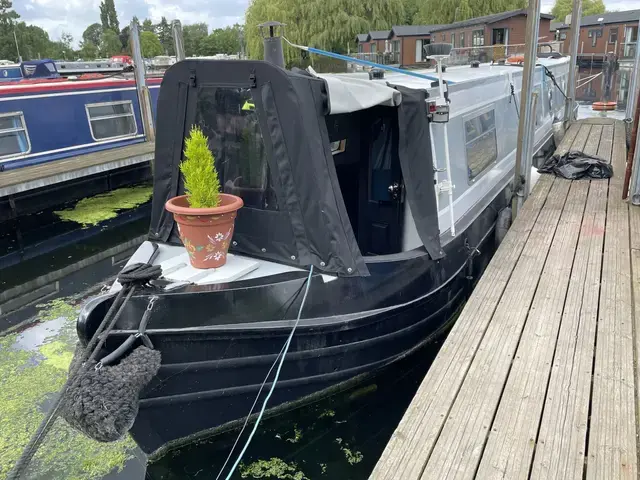 Trent Valley Boats Narrowboat