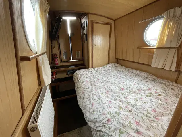 Eastern Caravans Narrowboat