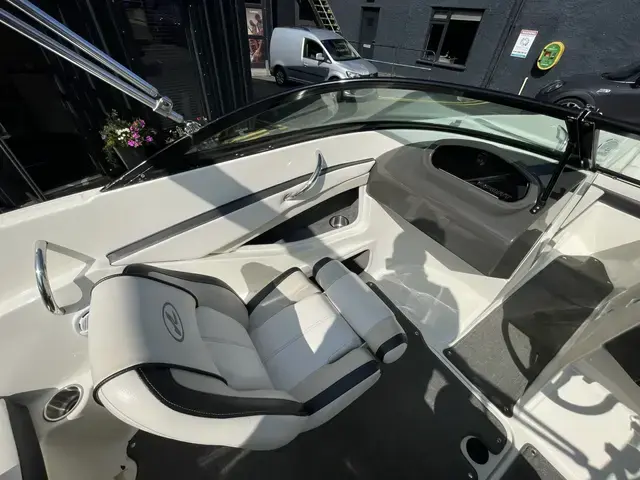 Sea Ray 190 Bow Rider