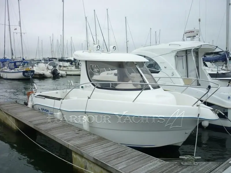 2004 Fisher 210