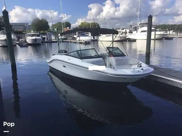 Sea Ray 210 SPX