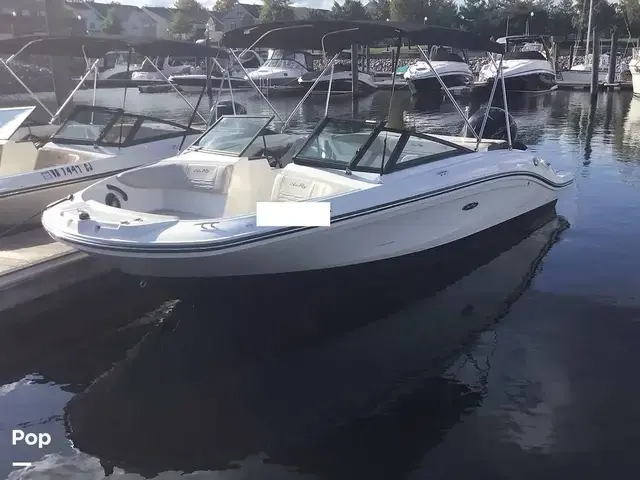 Sea Ray 210 SPX