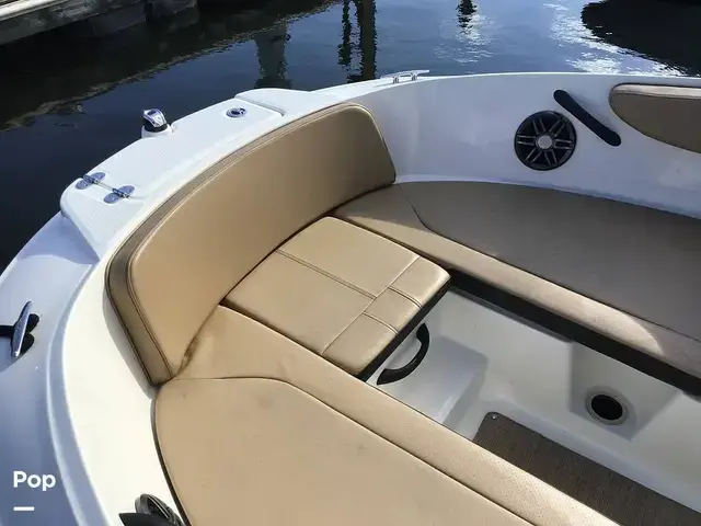 Sea Ray 210 Spx