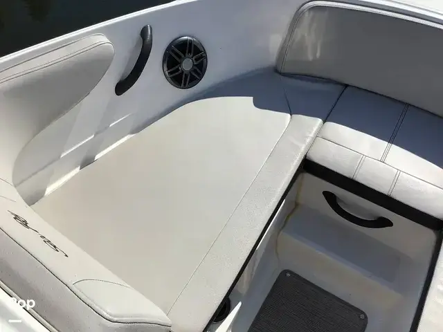 Sea Ray 210 Spx