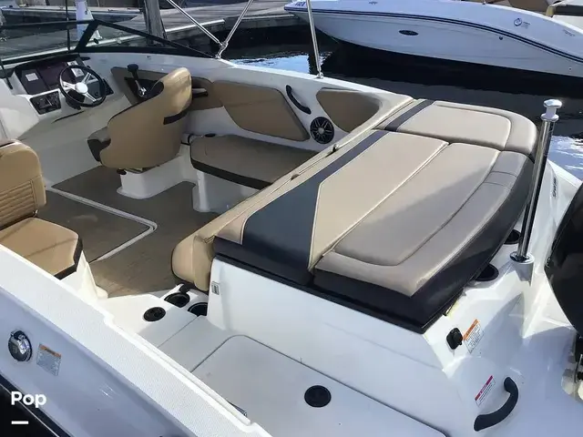 Sea Ray 210 Spx