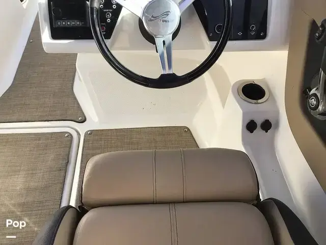 Sea Ray 210 Spx