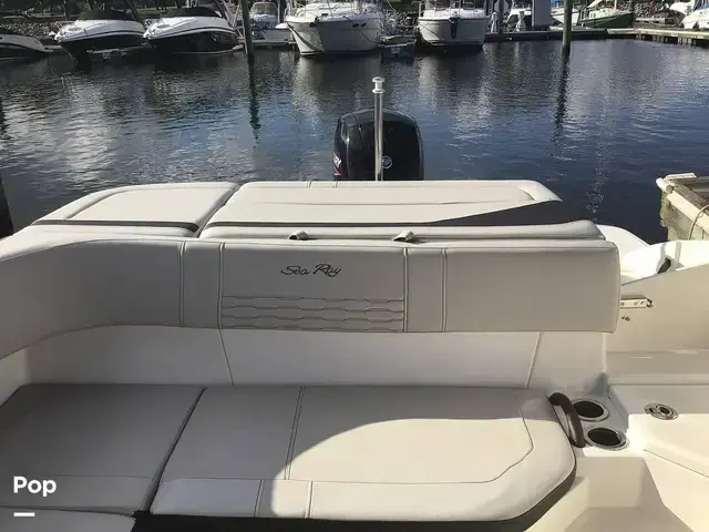 Sea Ray 210 Spx