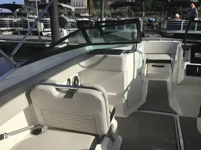 Sea Ray 210 Spx