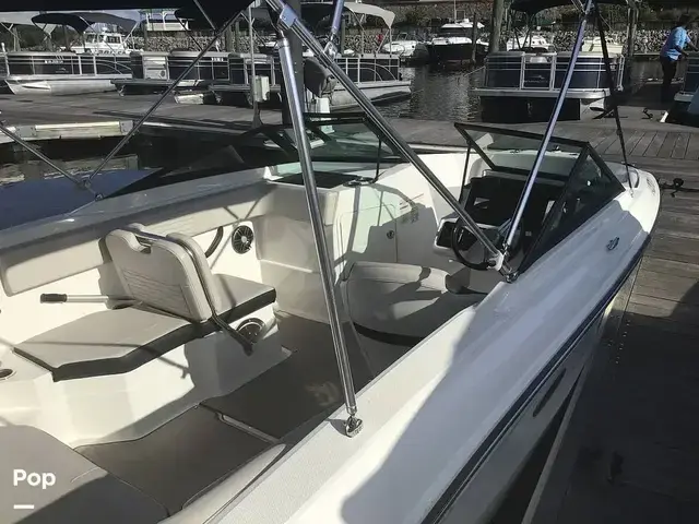 Sea Ray 210 Spx