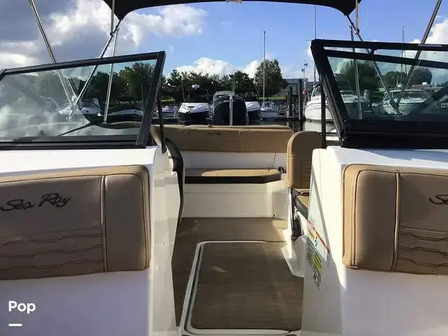 Sea Ray 210 Spx