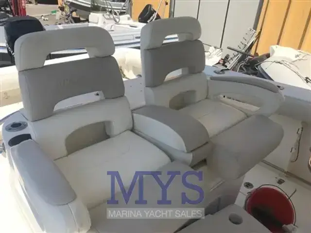 Boston Whaler 320 Outrage