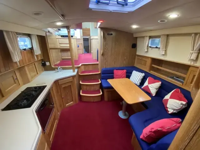 Dale 38 Aft Cabin