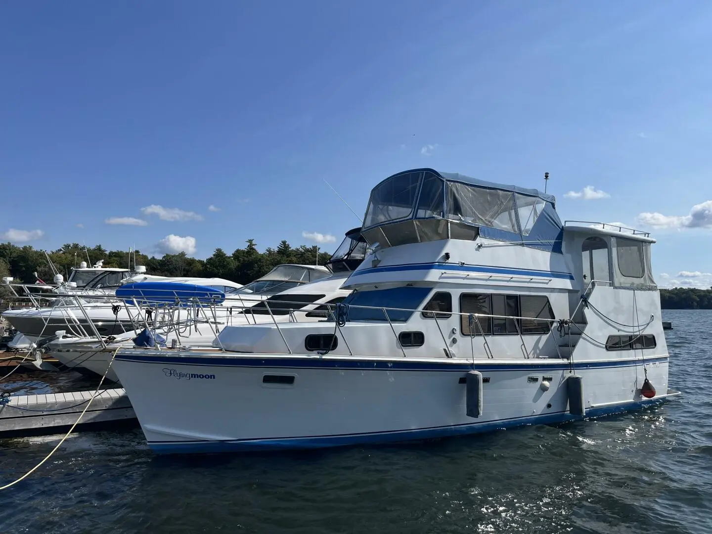 1990 Custom 41 flybridge