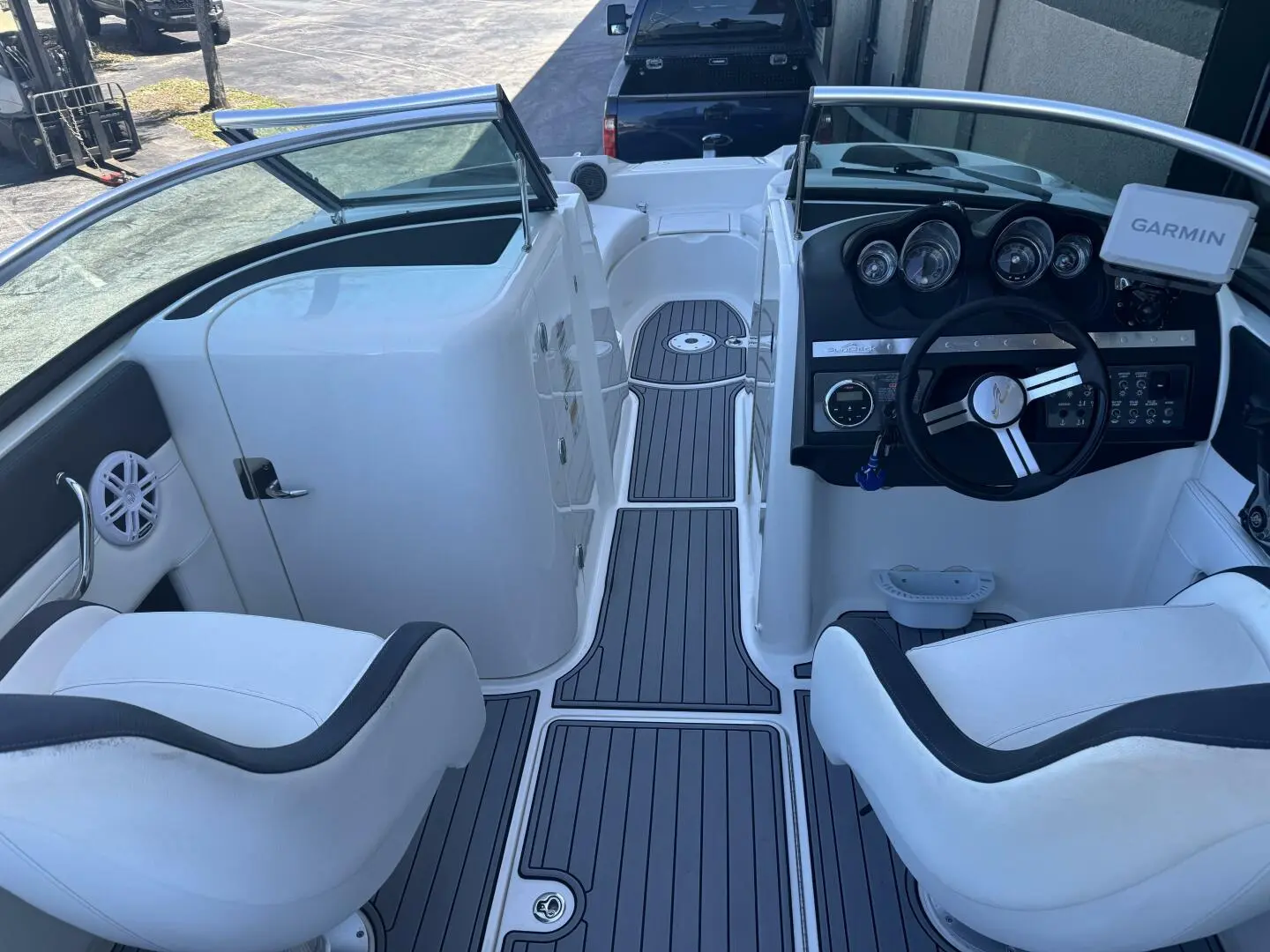 2014 Sea Ray 260 sundeck