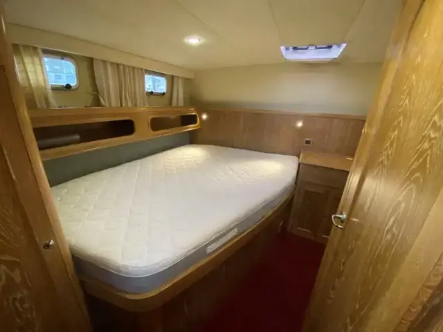 Dale 38 Aft Cabin