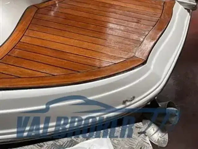 Crownline 315 SCR