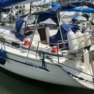 2005 Bavaria 37 Cruiser