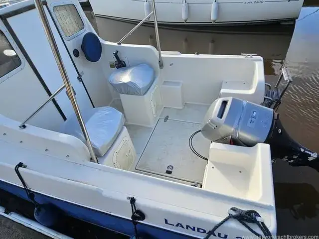 Marlow Hunter Landau 20