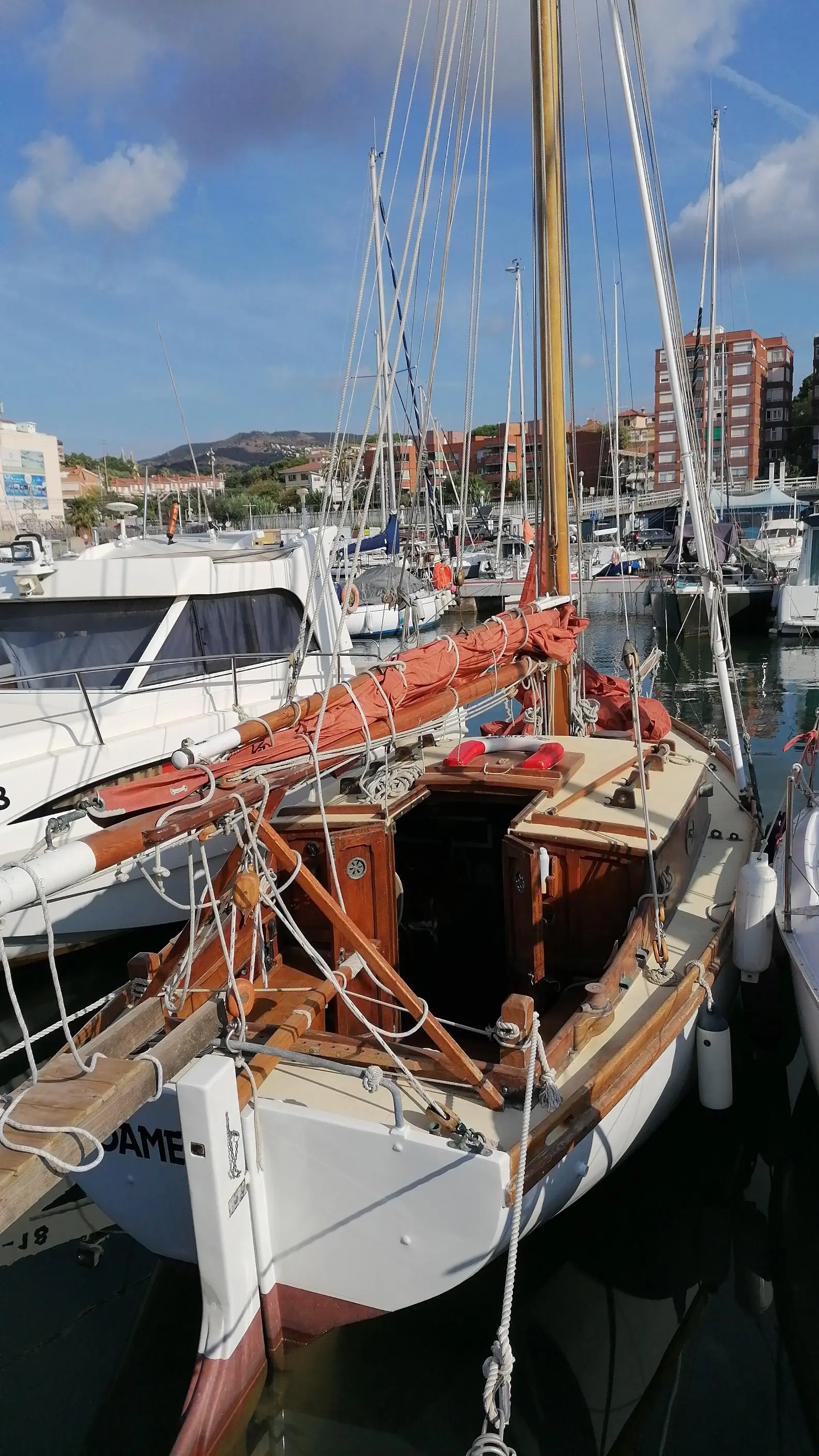 1907 Boatyard 22,50